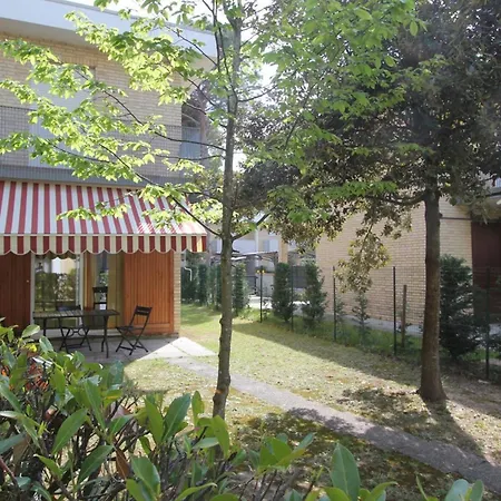 Two-level Rowhouse With Garden * Lo Stallone