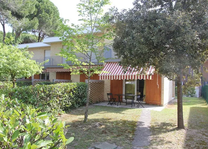 Villa Two-level Rowhouse With Garden